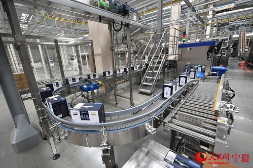 科技賦能乳業(yè)，這家牛奶工廠(chǎng)實(shí)現(xiàn)了從養(yǎng)殖到飲用的智能革命